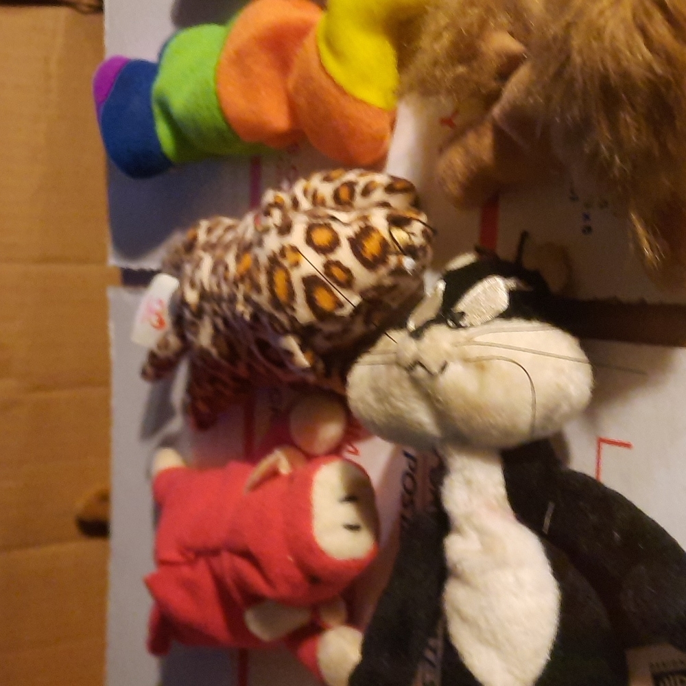 ASSORTMENT OF  TINY TY & WARNER BROTHERS STUFFED CHARACTERS - Picture 3 of 6